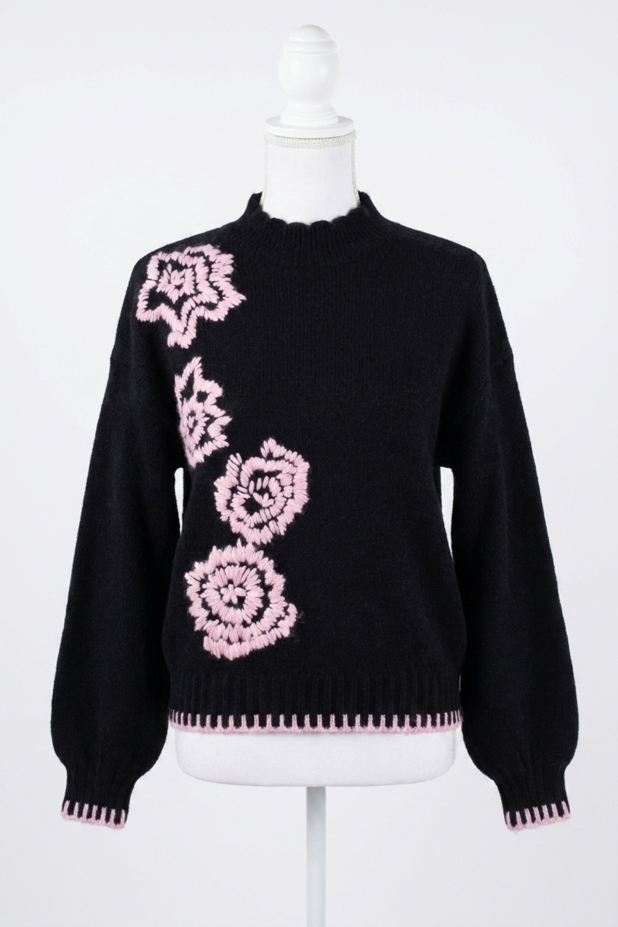 NEW &MERCI abigail flower detail sweater in black